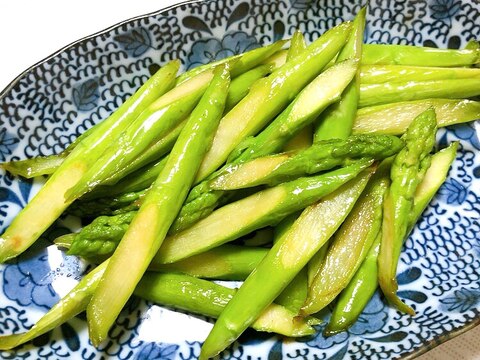 アスパラのバター醤油炒め